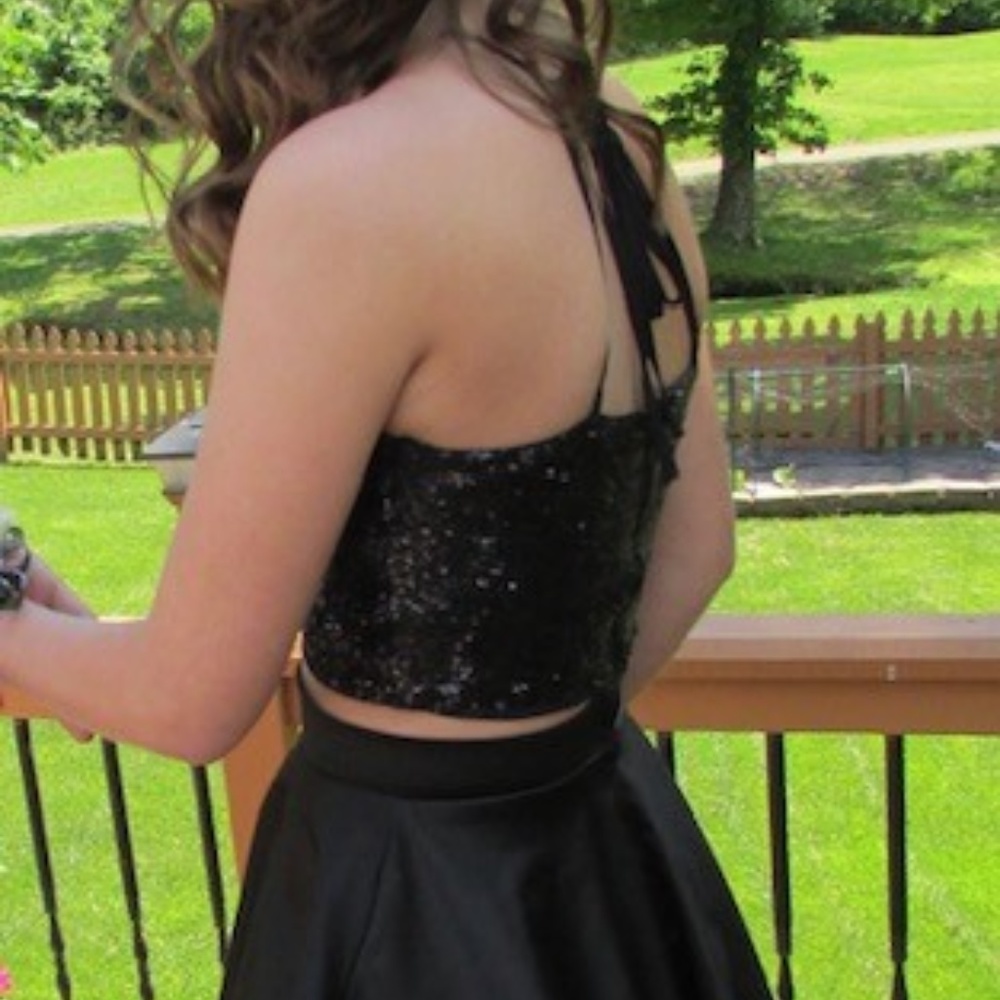 Black 2 piece dress with extra sequined top - Picture 6 of 6